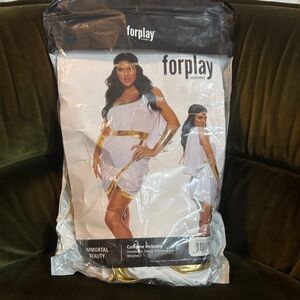 Forplay White and Gold Costume Set